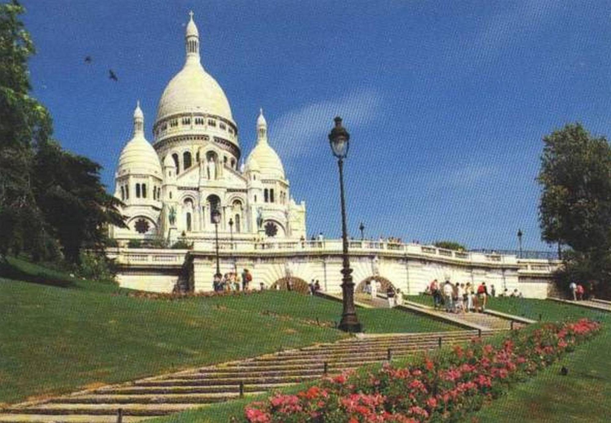 Hipotel Paris Montmartre Gare Du Nord Exterior foto